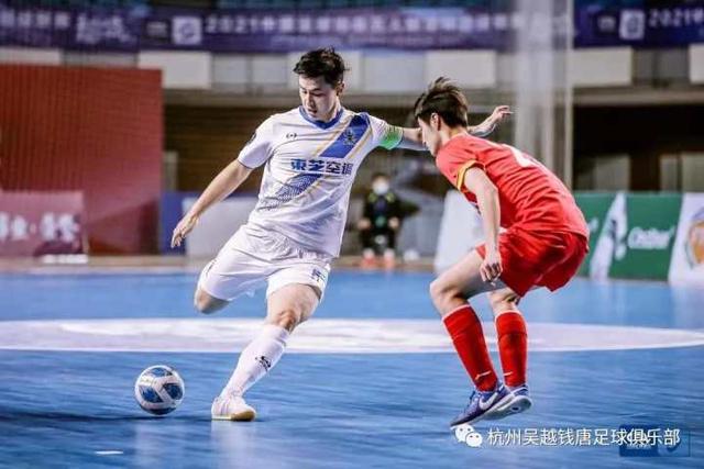 东契奇39+8+11独行侠克尼克斯 骑士剪网8连胜